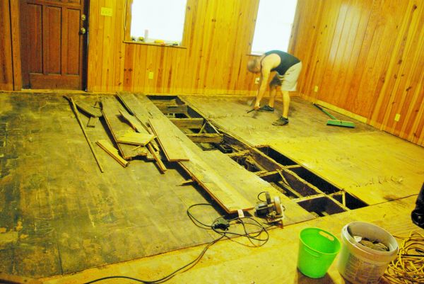 Subfloor Demolition in Grand Junction